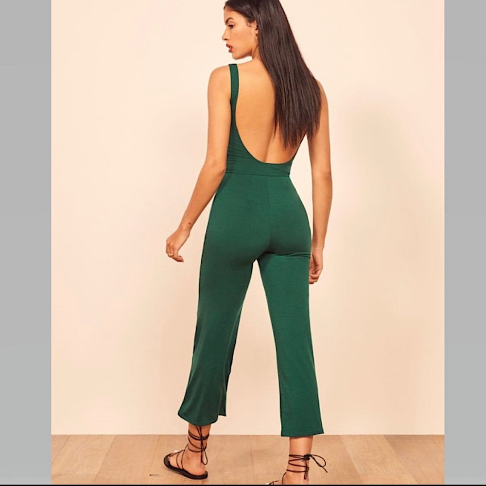 EUC Reformation Rylee Jumpsuit in Emerald Green size XS 💚